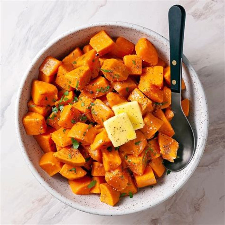 Boiled and mashed sweet potatoes