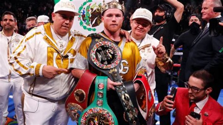 Canelo Alvarez with Gennadiy "GGG" Golovkin