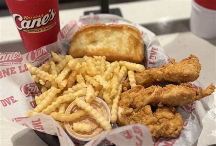 Is Raising Cane's Open on Christmas Day 2023?